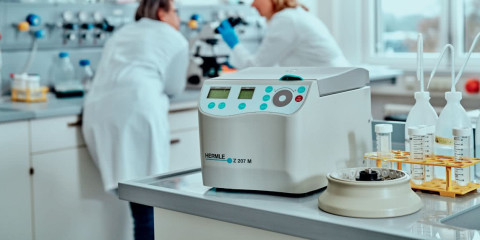 OHAUS Mikrolitrové centrifugy